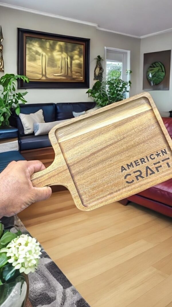 Engraved Acacia Cutting Board